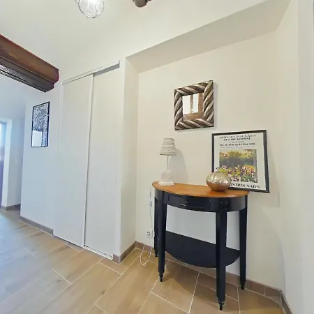 41 3, Rue Trivalle Apartman